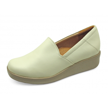 Women Courts Flat SB-07 Cream Nappa