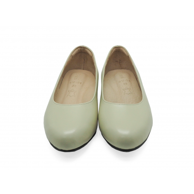 รองเท้าคัทชู SV-04 หนังนิ่มครีมอ่อน